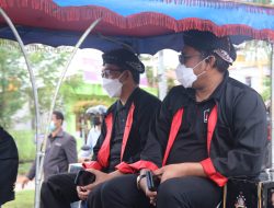 Di Kirab Budaya Paguyuban Joyoboyo Kediri, Bupati, Wabup Hingga Forkompimda Naik Andong