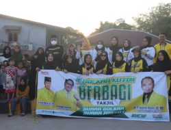 Golkar Kutim Berbagi Takjil Serentak di 18 Kecamatan