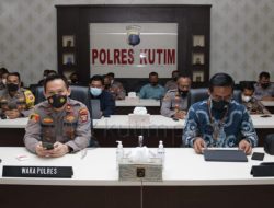 Wakapolres Kutim Bersama Pimpinan PT Pertamina Sangata Mengikuti Giat Vicon Kapolri Terkait Ketersediaan Solar pada saat Ramadhan dan Idul Fitri