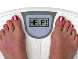 Berat Badan Naik Setelah Puasa Ramadan? Coba 3 Langkah Ini Untuk Menurunkannya