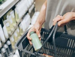 Sebelum Membeli Skincare, Pertimbangkan 3 Hal Ini Agar Tak Lapar Mata