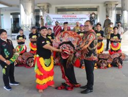 Ikuti Parade Barong Festival Pesisir Kaltim, Kasmidi Lepas Duta Kesenian Mitra Jaranan