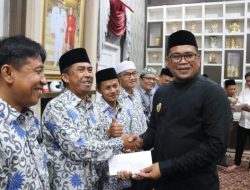 Penuhi Janji Saat Melepas Kafilah, Kasmidi Berikan Bonus Kepada Kafilah dan Pelatih Berprestasi