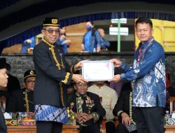 Pemkab Kutim Beri Penghargaan Bagi Puluhan Koperasi, Mitra dan Pendamping Terbaik