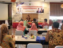 Tingkatkan Kapasitas Tim Pendamping Tingkat Kecamatan DPMDes Kutim  Gelar Bimtek