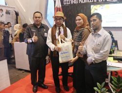 Diskominfo Jadi Stan Inovasi dan Informasi Terbaik selama Pekan Raya Expo HUT Kutim