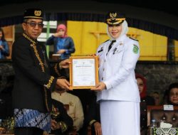 Luncurkan Inovasi “Jemput Bola Cara Belajarku” Hantarkan Vita Jadi Camat Berprestasi Tingkat Kabupaten 2022