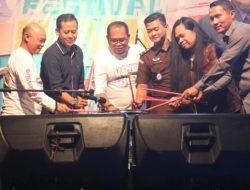 Buka Festival Musik Kutim Bisa 2022, Kasmidi Minta Tampilkan Ide Musik Kreatif