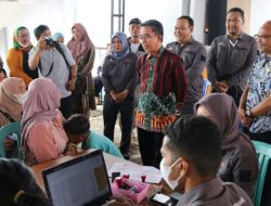 Penyaluran BLT UMKM Tahap 4 di Laksanakan, 1.500 Pelaku UMKM Kutim Terima Bantuan