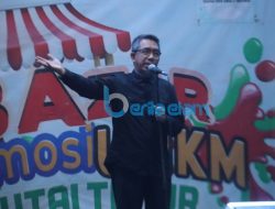 Bupati Ardiansyah Buka Bazar Promosi UMKM Roadshow Titik ke 4 di Pantai Sekerat