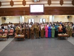 Dispar Kutim Bekali 75 Orang Pelaku Usaha di Bidang Salon