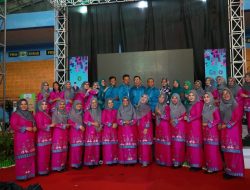 TP PKK Kutim Ikut Lomba di HKG PKK se Kaltim, Juara 2 Lomba Peragaan Busana