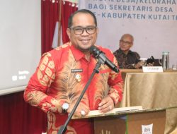 Wabup Kasmidi Bulang Bersyukur 139 Desa di Kutim Tidak Masuk Kategori Tertinggal Lagi