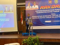 Bupati Ardiansyah: Penggunaan Mesin ADM Bertujuan untuk Mudahkan Masyarakat dalam Mengurus Adminduk