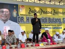 Hari Ke 27 Puasa, Wabup Kasmidi Bulang dan Keluarga Besar Buka Puasa Bersama Ribuan Masyarakat