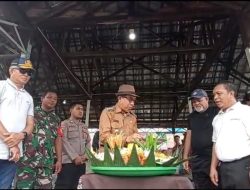 Di HUT ke 144 Desa Muara Bengkal Ulu, Bupati Ardiansyah: Jadi Momentum untuk Terus Pacu Semangat Seluruh Warga dalam Sukseskan Pembangunan