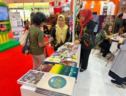 Pemkab Kutim Tampil Berbagai Produk Unggulan dan Potensi Wisata di Event AOE 2024