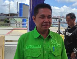 Hari Buruh di Kutim Diisi dengan Aksi Damai dan Undian Dooprize, Ketua DPRD Joni Cabut Undian Harap Bermanfaat bagi yang Dapat