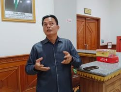 Dirapat Pansus LHP, Siang Gea Sesalkan Beberapa Pimpinan OPD Tidak Hadir