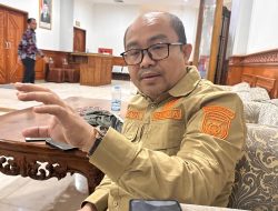 Lambatnya Perbaikan Jalan Sangatta-Rantau Pulung, Anggota DPRD dr Novel: Ayo Pemerintah Tanggung Jawab