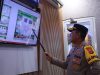 Gunakan CCTV Command Center, Kapolres Kutim Pantau Situasi Arus Mudik